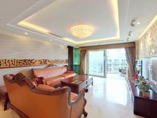 海珠珠江广场装修客厅朝南落地窗