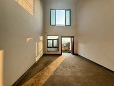 无房产税,视野好,采光充裕,花园面积大,环境舒适。