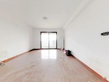 小区中间高楼层,满两年,通透格局,采光充足,有车位