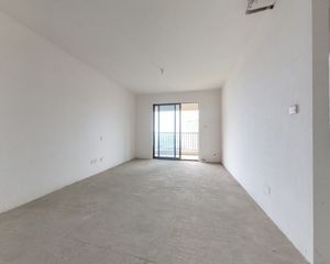 龙湖源著东区 3室2厅 南向 高层清水房