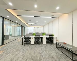 急售6200元/平、天府三街地铁口办公、物业6元、自用无压力