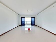 急卖 可谈 大品牌高尔夫球场旁位置佳 安静不靠路一席难求