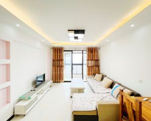 龙湖锦艺城 3室2厅1卫 简单装修 56万元 86平米