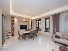 华府天地愉园 199.52平4居 南向精装修 拎包入住