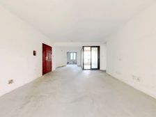 星湾教育边 花园洋房带电梯 中间位置 位置安静 诚心卖