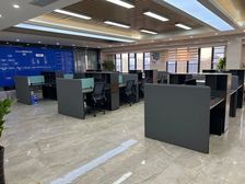 白云大道北旁地铁直租364.78方豪装 带办公家具空调 拎包