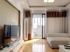 刚需两房,满五税少,自住装修+更多房源信息请联系我+年轻人