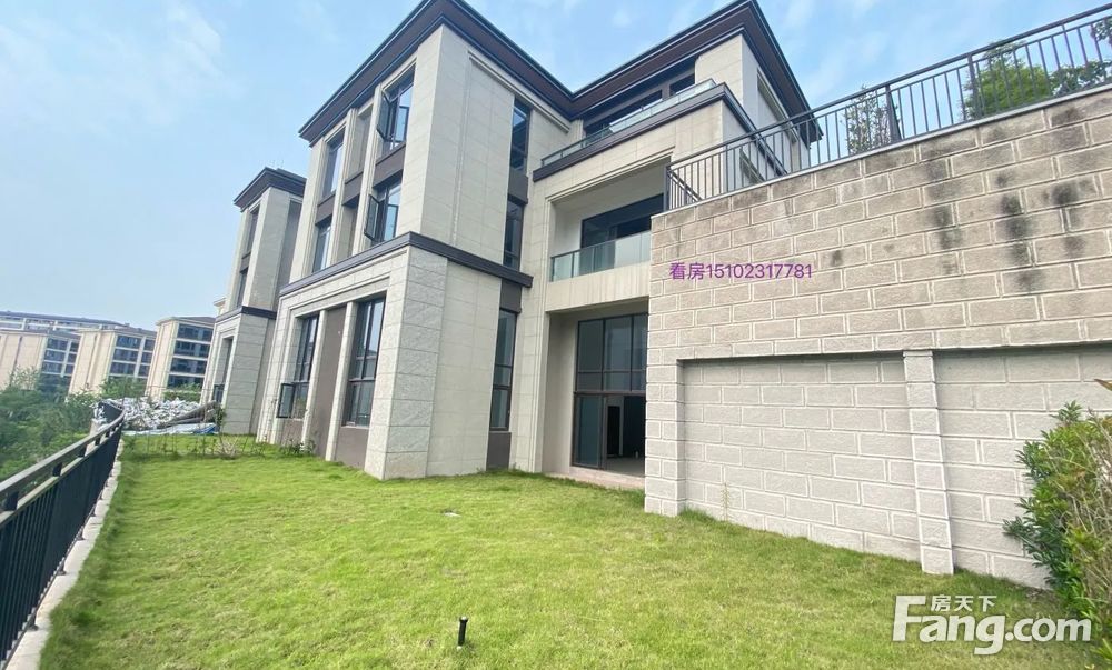 降价急售北区仅有的别墅端户2 1,地下室全采光 花园200 ,重庆渝北悦来