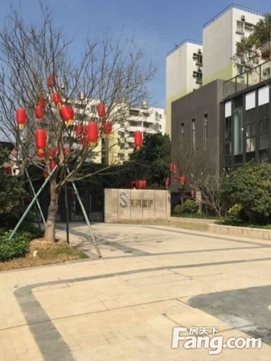 小区相关图