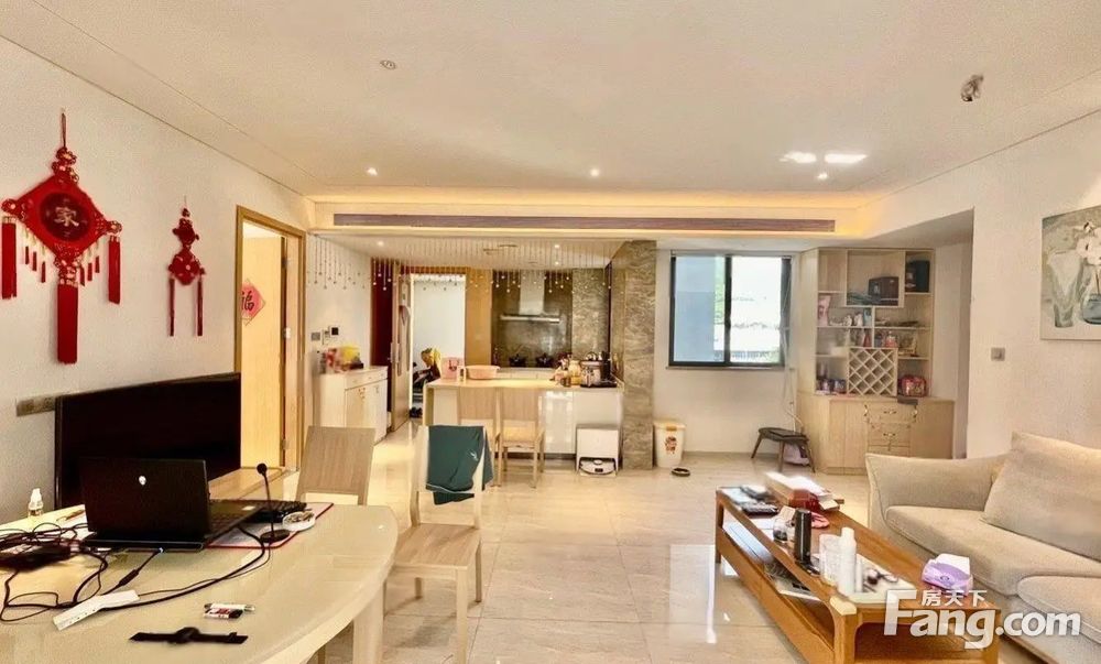 捡漏特价三亚市区现房精装修湖光山舍采光好配套成熟