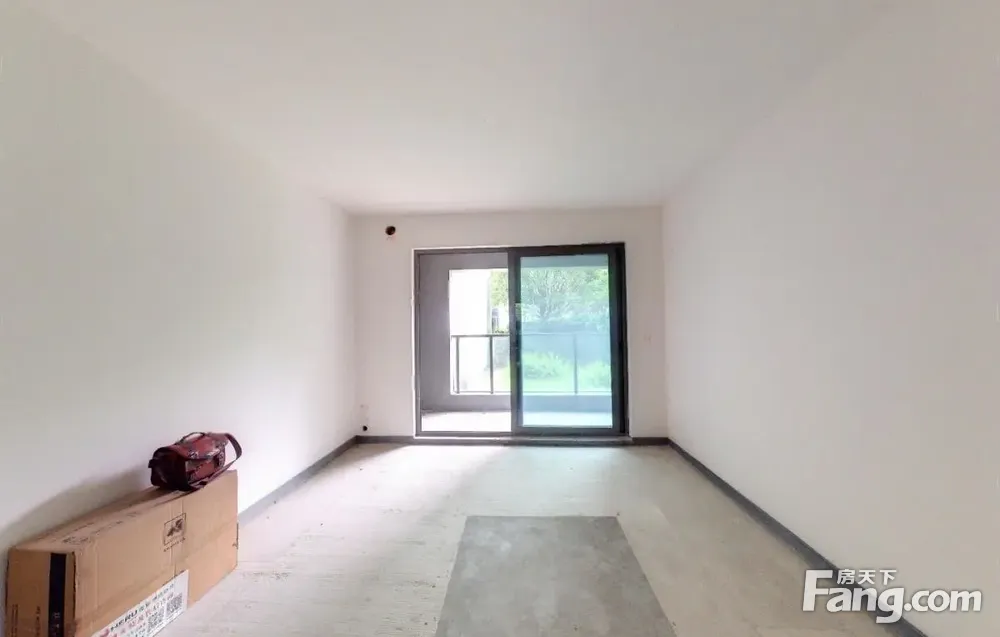 科学城品质楼盘一楼带花园，次新小区，配套天花板 龙湖洋房