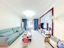 此房户型端正,干净整洁,带车位,采光充足,诚心出售