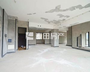 恒禾七尚(公寓住宅) 商品住宅 楼龄新 带电梯 近地铁