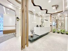 俯瞰天府广场丨双面采光,7隔间35工位!传媒金融律所接待优选