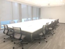 湖西CBD 苏悦广场 户型方正 交通便利 地铁口 采光很好