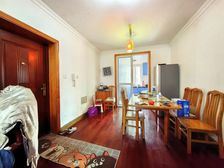 板式大三房,两位,双阳台,通透大厅,多层三楼,90%得房率