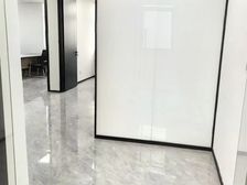 停车方便 共享会议室全新装修 恒力大厦120平高新区户型方正