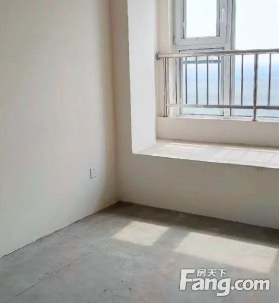 宛溪雅居纯毛坯3房2卫三开间朝南好楼层可议价