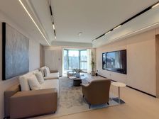 观山园 3室2厅 临公园 户型方正