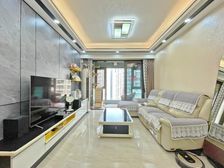 保利·葛洲坝海德公馆 送车位 南向 中层 包税费 价格可谈