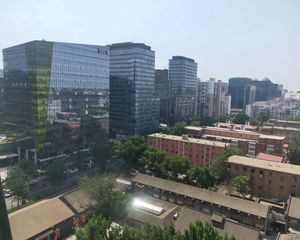 东二环东四十条 保利大厦旁边2.4万就能卖 东西南可整卖分卖