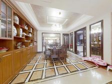 急售 全屋豪装 红木家具 拎包入住带两百平大露台 高性价比