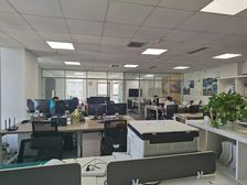 地恩地财富大厦163平8.4万 视线好精装修半岛传媒大厦多