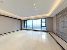 商联中心精装一线江景大平层出售,看房提前联系。