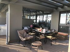 鄞州公园顶复 适合安逸人群 喜欢养花种菜 带超大露台100平