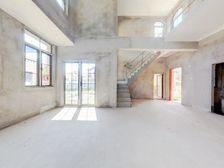 上邦H组团小联排端头,大花园大露台,带地下室