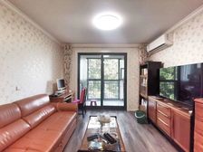 2012年次新房 全南户型 有停车位 可以做2房 诚心卖