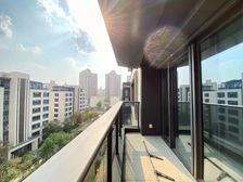 三期小高层!出国急售,送子母双车位,一梯一户大平层,花园位置