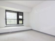 亏本50W,靠市区中南上悦城,1楼带超大院子 四开间朝南急售