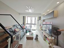 三房三厅两卫 交通便利 精装好房 满五 商业配套成熟!!