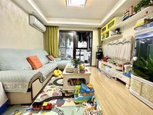 佳兆业 高区中间位置 电梯三房 自住保养好 南北通透三房