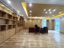 东莞庄粤垦路鸿德财润大厦低价78豪装384方4间隔正对电梯口