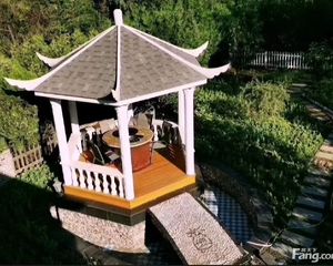 清凉盛景 二期独栋 使用面积450平米 花园1000平米