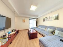 花溪公馆 3室1厅2卫 精装修 220万元