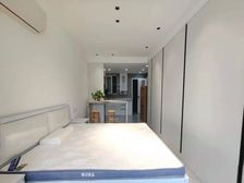 电梯正在用,精装修全送,拎包入住,近地铁出租5K以上,配套齐