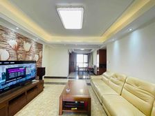 奥体西路 保利华庭 三居室两卫 不沿街 电梯房 南北通透