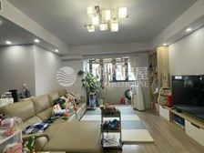 南直通通风好,精装带车位,好户型,看房方便。