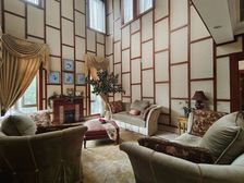 北靠佘山 上海紫园 户型正气 占地1516平