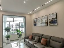 急23.8万 抢邮电小区精装修正规大小区可停车大两房户型好。