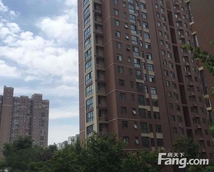 万达旁 昆仑华府 电梯双气大2房 94平90万,郑州中原中原万达昆仑华府