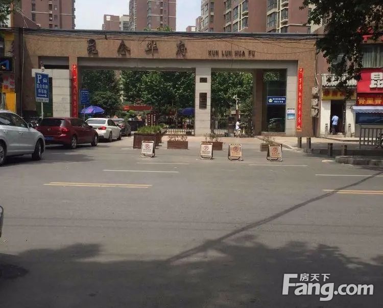 万达旁 昆仑华府 电梯双气大2房 94平90万,郑州中原中原万达昆仑华府