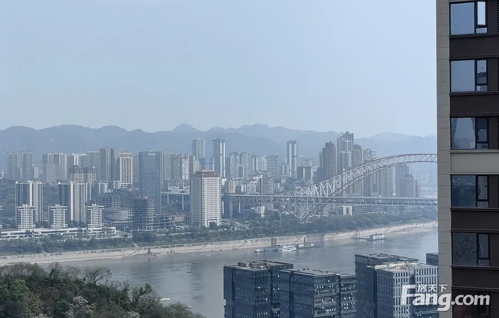 江北嘴保利观澜二期全新精装三房 看江 近轻轨配套成熟