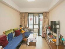 凯德莲公馆 楼龄新 有电梯 近医院 南北通透 正规商品房