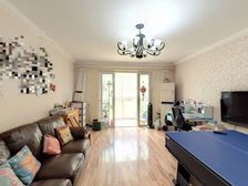 杨浦滨江 飞机三房 一梯两户 得房率高