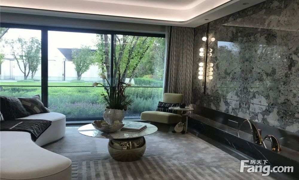 一线瞰公园精装大平层,超大横厅降价80万,楼层可选