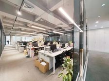 侨城坊 园林式办公 整层700平带全套家私 大露台 业主直租